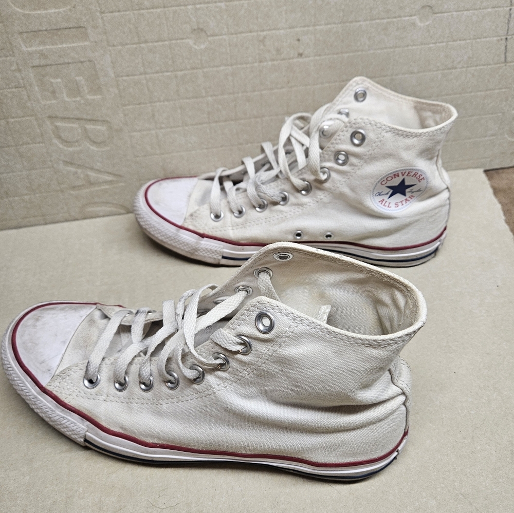 Women's Converse Chuck Taylor All Star Hi Tops, White, Size 10